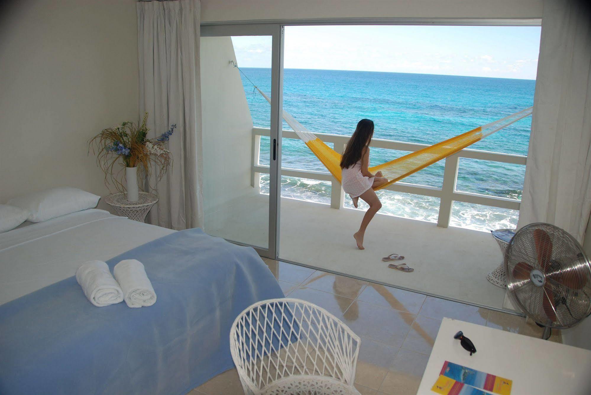 Rocamar Hotel Isla Mujeres Extérieur photo